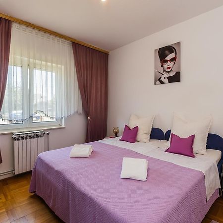 Apartman Mila Kaštela Eksteriør billede