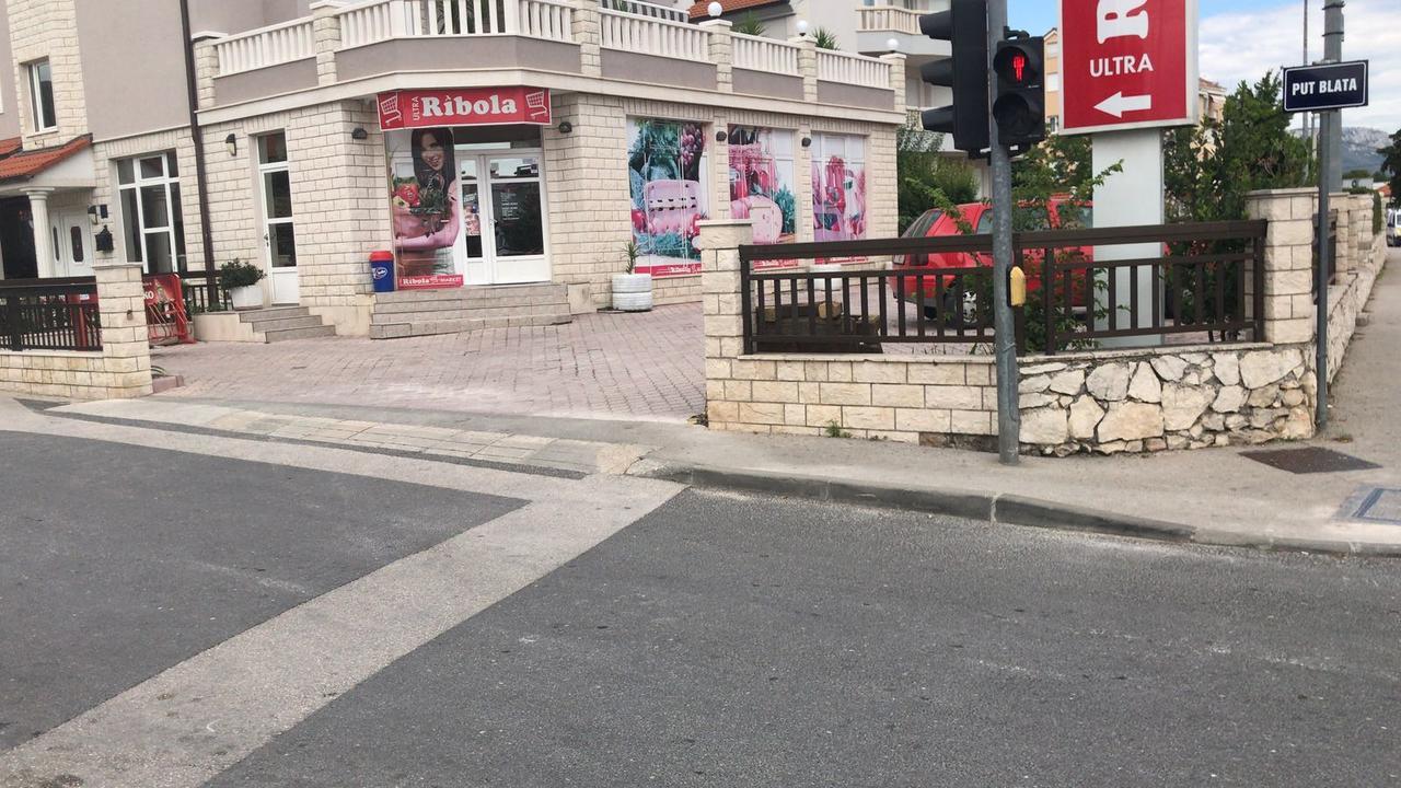 Apartman Mila Kaštela Eksteriør billede